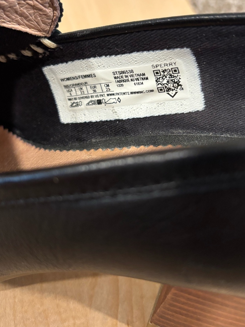 Sperry’s Classic Black Leather Block Heel Loafers - Picture 5 of 9